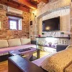 Awesome Home In Porec