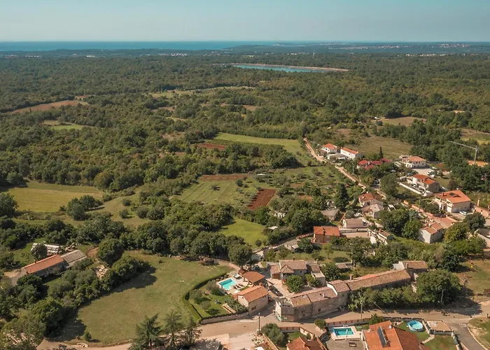 度假居 Stunning In 波雷奇